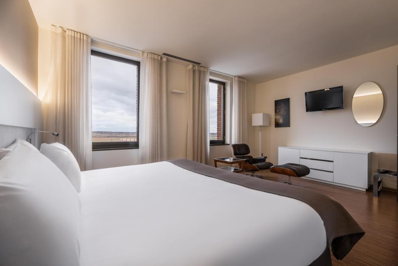 Eurostars Via De La Plata Hotel Astorga Kültér fotó