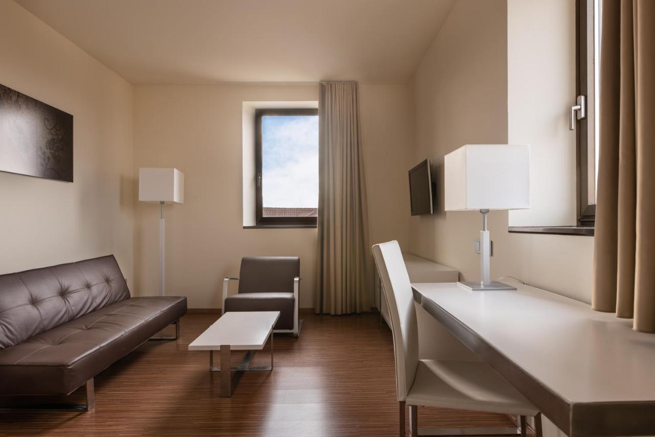 Eurostars Via De La Plata Hotel Astorga Kültér fotó