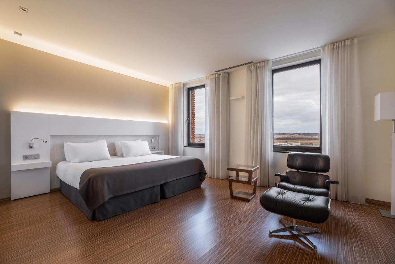 Eurostars Via De La Plata Hotel Astorga Kültér fotó