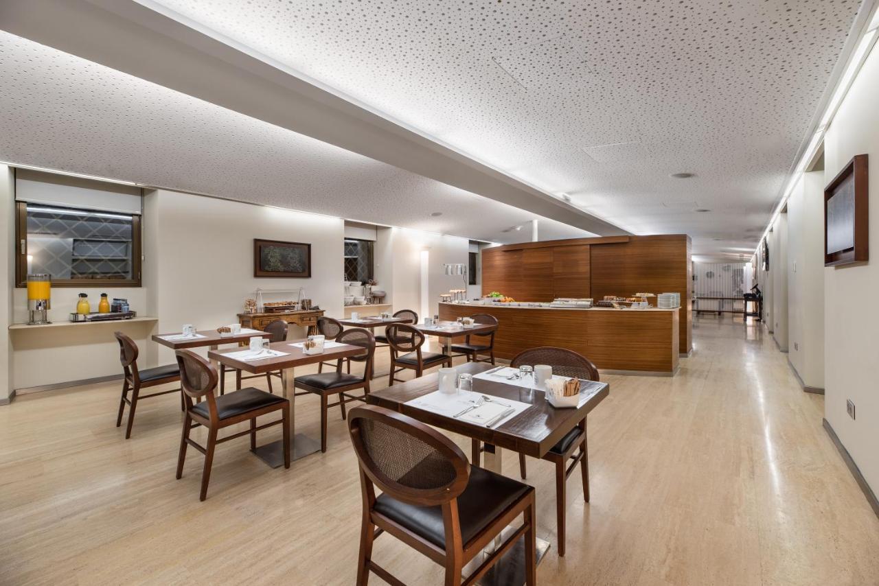 Eurostars Via De La Plata Hotel Astorga Kültér fotó